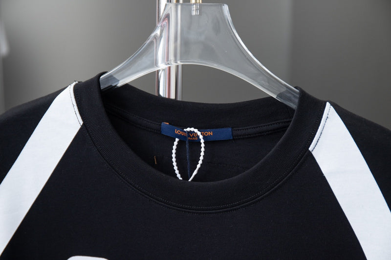 Louis Vuittion Luxury T-Shirt