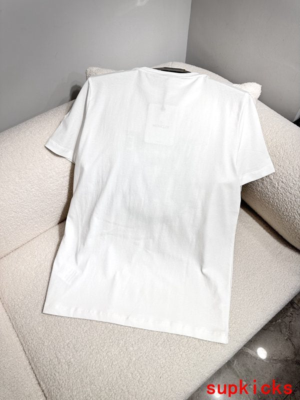 Moncler Luxury Cloth