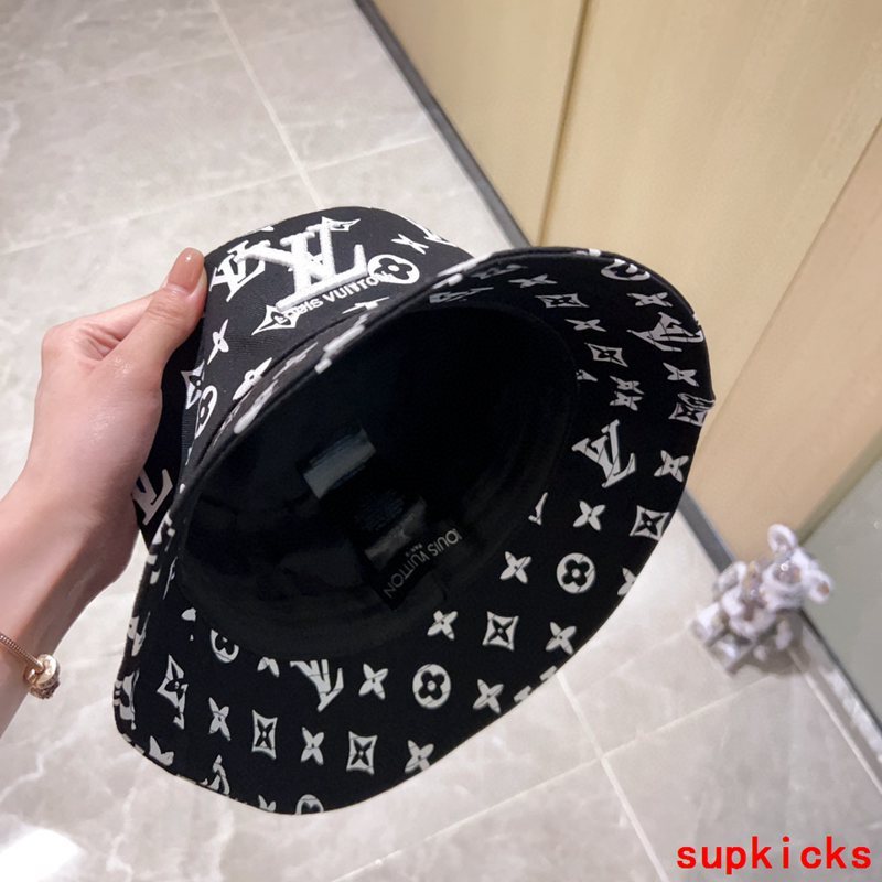 Louis Vuitton Luxury Cap