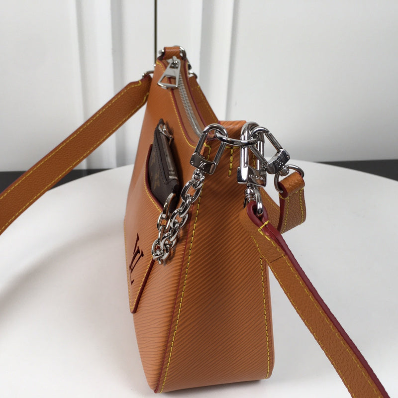 I W Fashion Lu-Vi bags - 17098