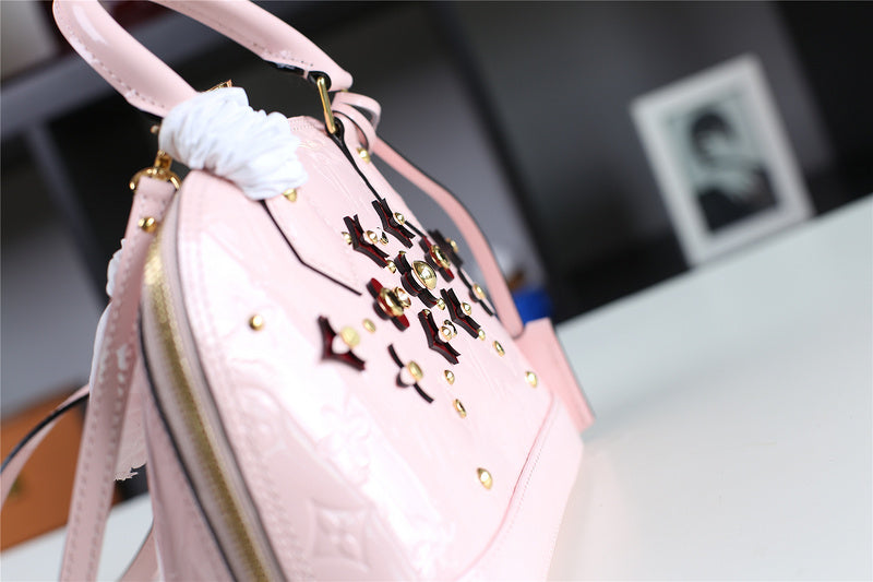 I W Fashion Lu-Vi bags - 8266
