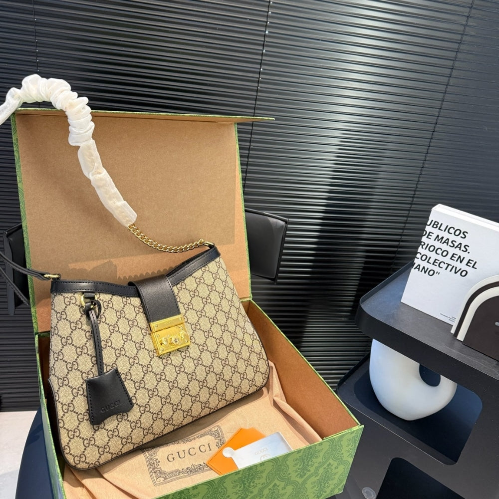 GG PADLOCK GG MEDIUM SHOULDER BAG BLACK 33CM 795113 KHNKG 9769