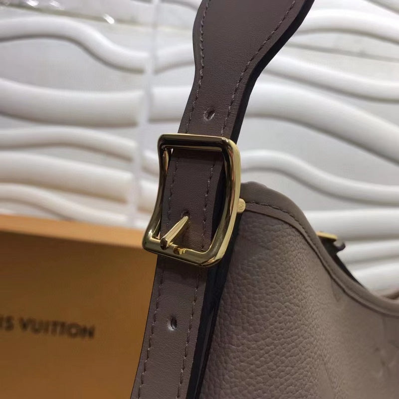 LOV2 Bags - Luxurious Bags  350
