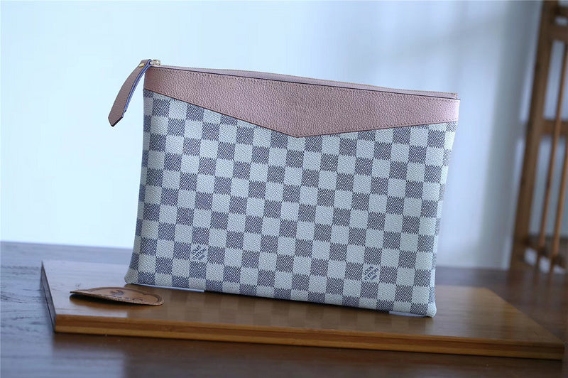 I W Fashion Lu-Vi bags - 9326