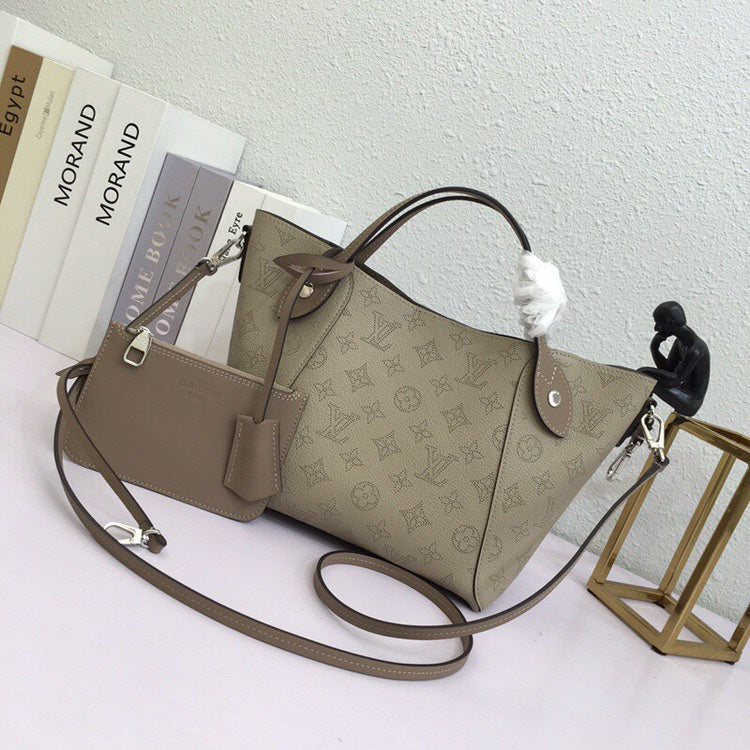 LOV2 Bags - Luxurious Bags  993