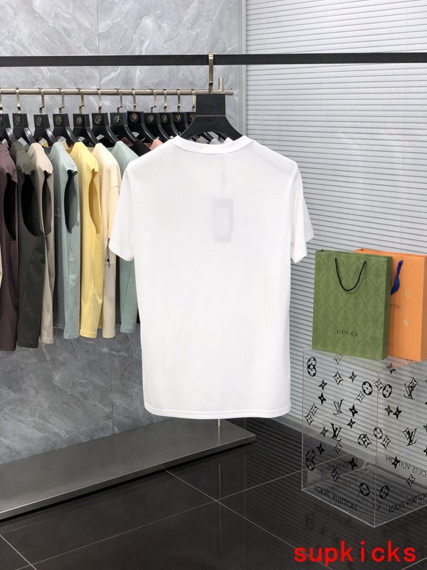 Moncler Luxury Cloth