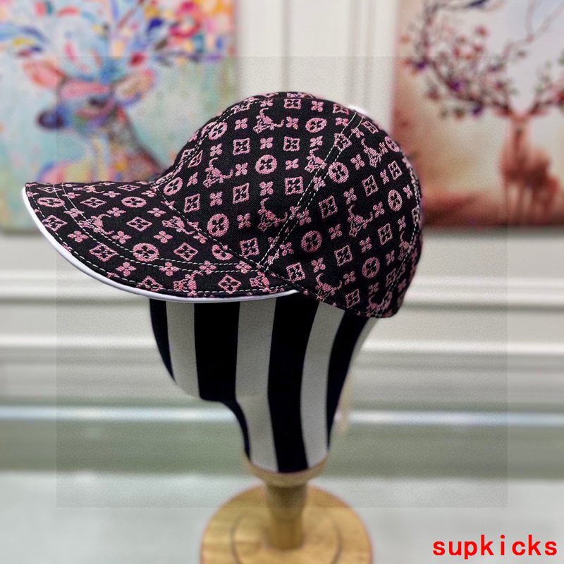 Louis Vuitton Luxury Cap