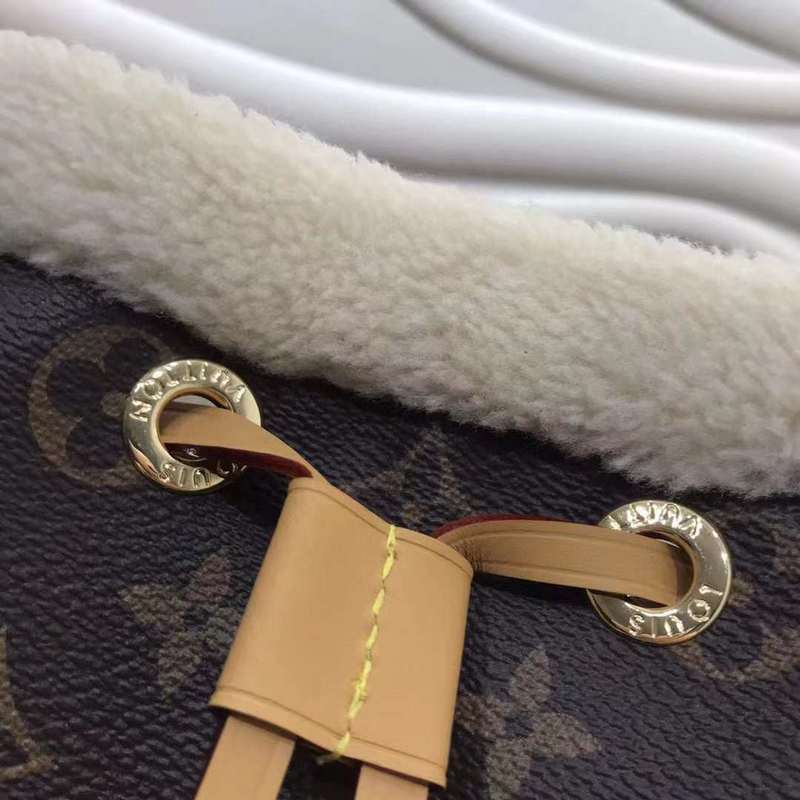 LOV2 Bags - Luxurious Bags  411