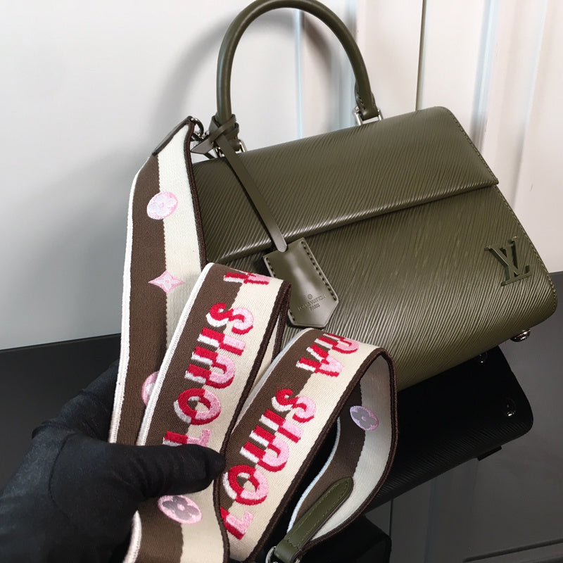 I W Fashion Lu-Vi bags - 17104