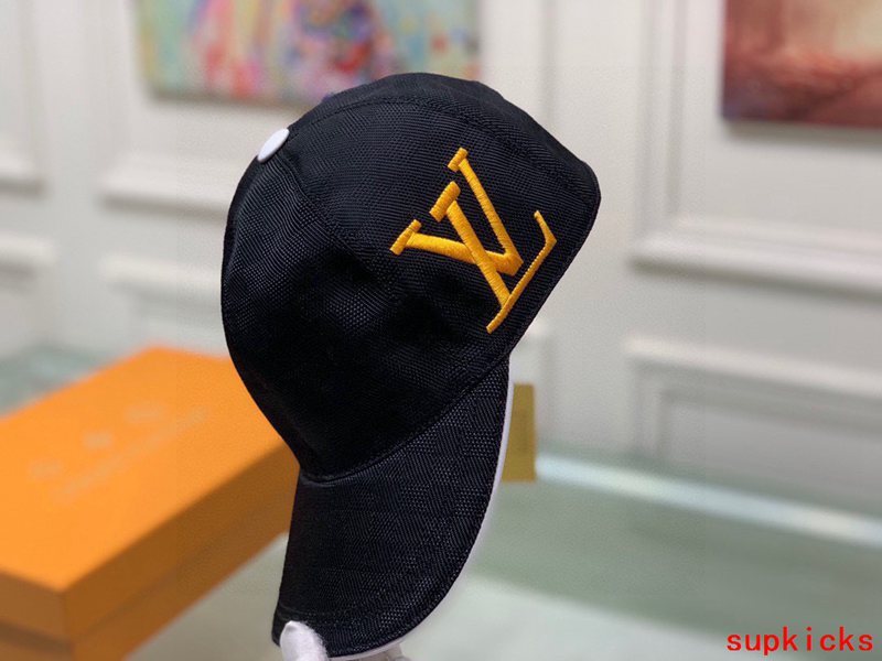 Louis Vuitton Luxury Cap