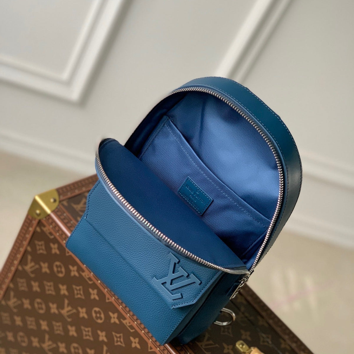 LOU TAKEOFF BACKPACK