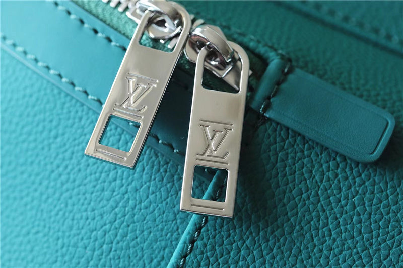 I W Fashion Lu-Vi bags - 9598