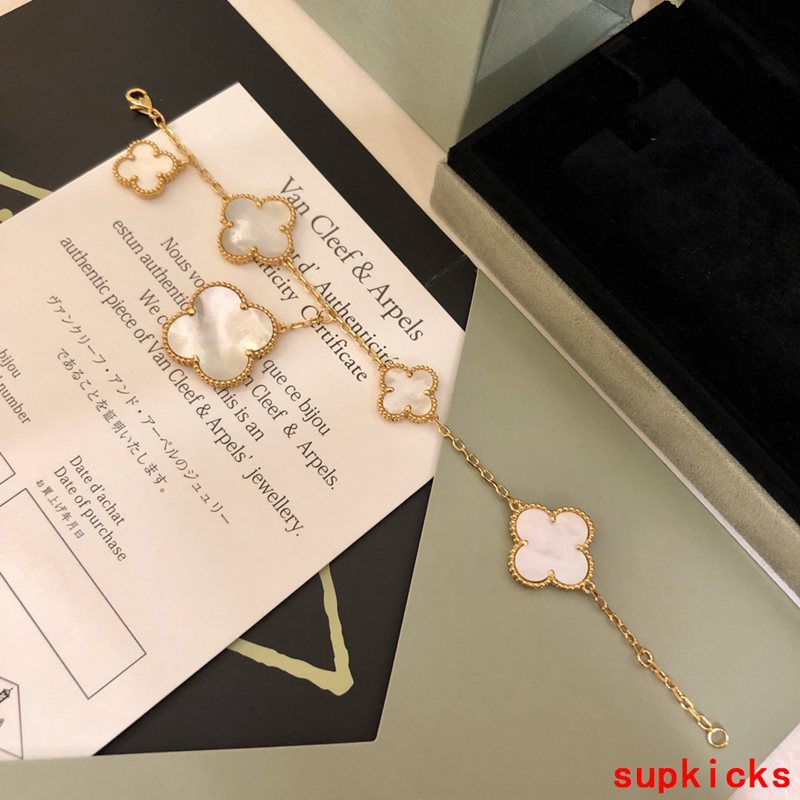 Van Cleef & Arples Jewelry