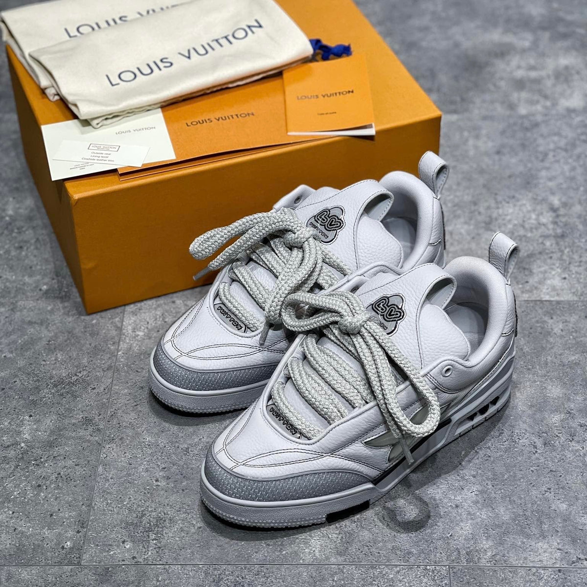 LOU TRAINERS