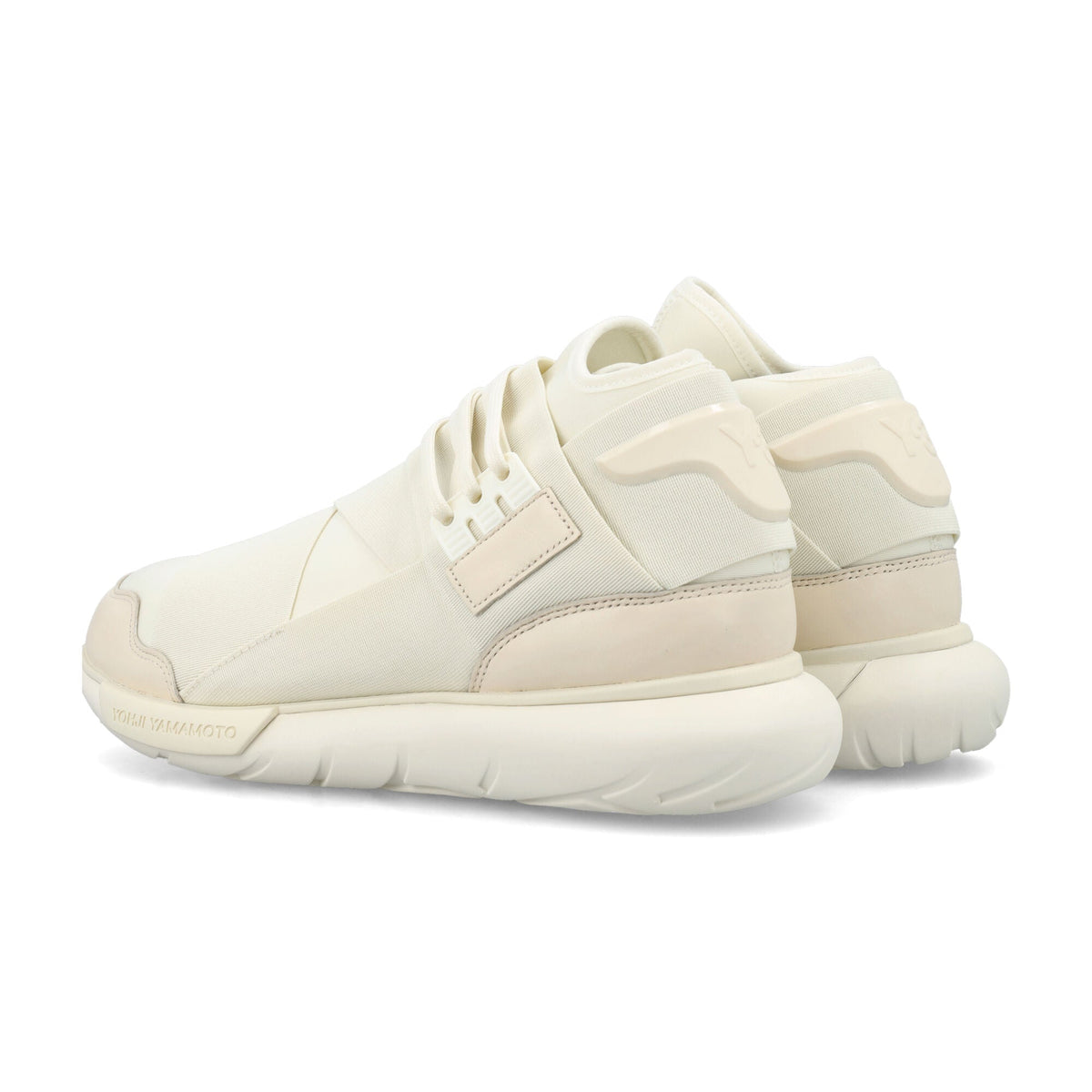 QASA SNEAKERS