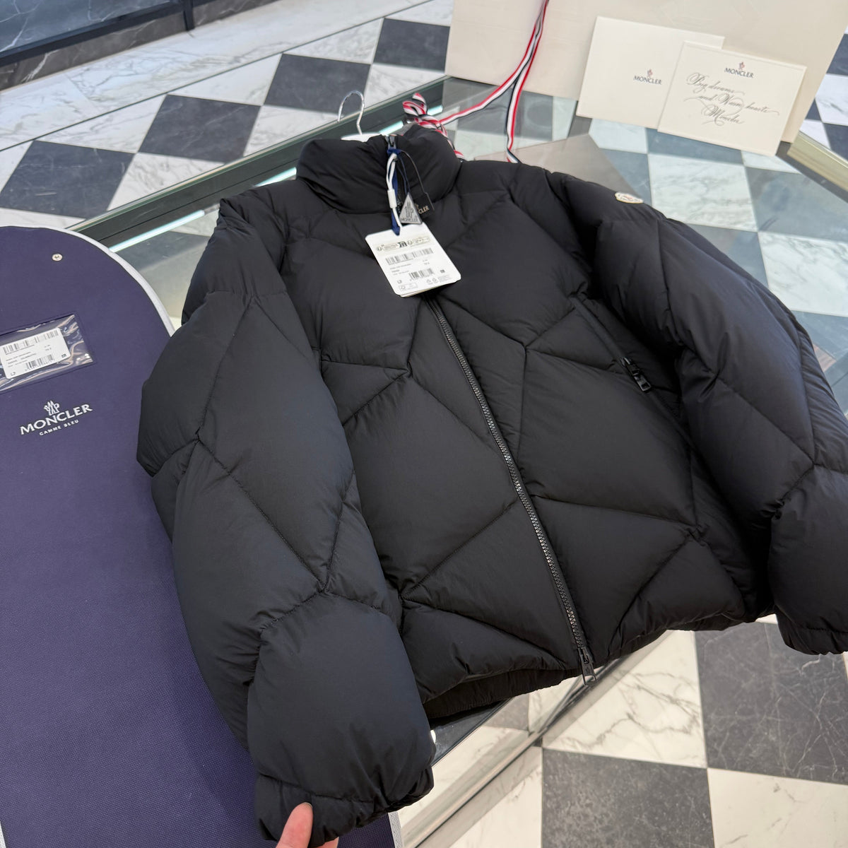 MONC VARDAR JACKET