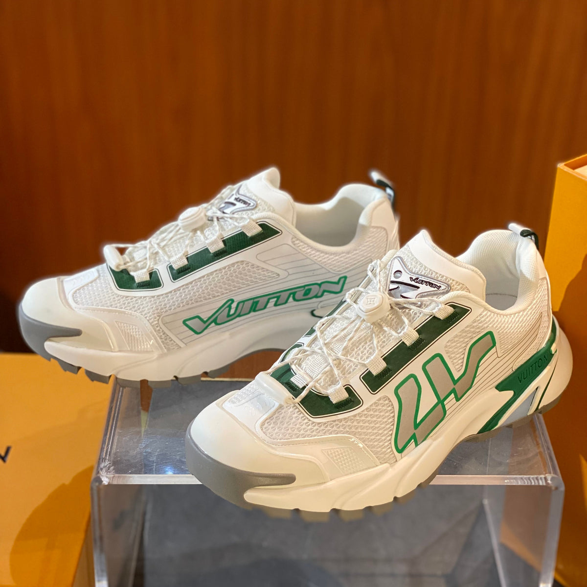 LOU RUNNER TATIC SNEAKER