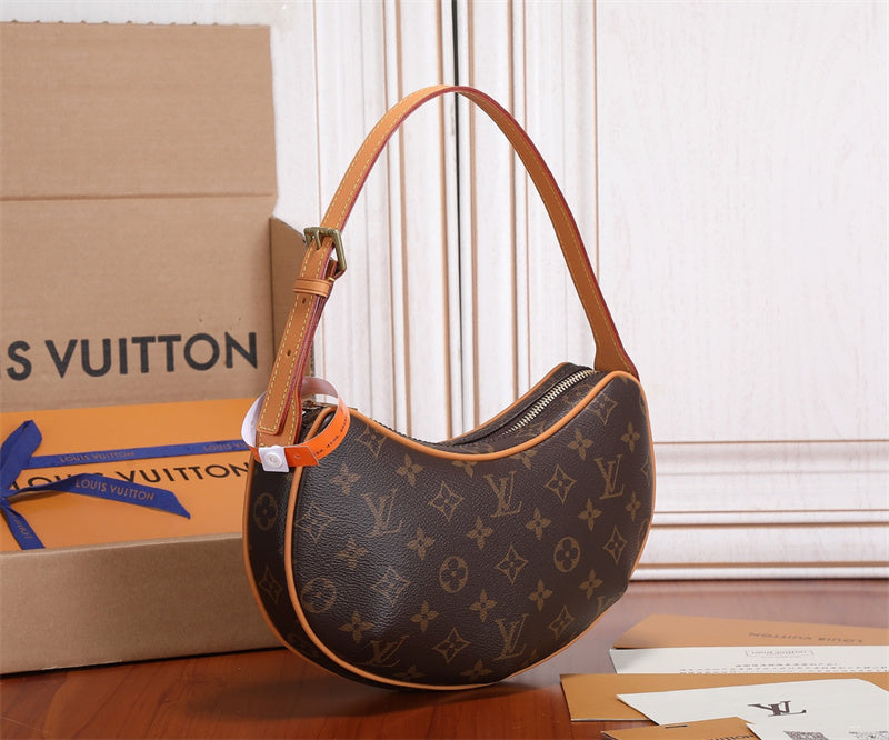 PHA - LOV Bags - 086