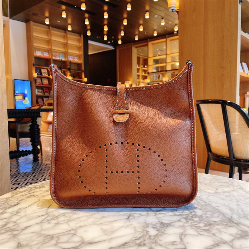 PHA - HMS Bags - 977