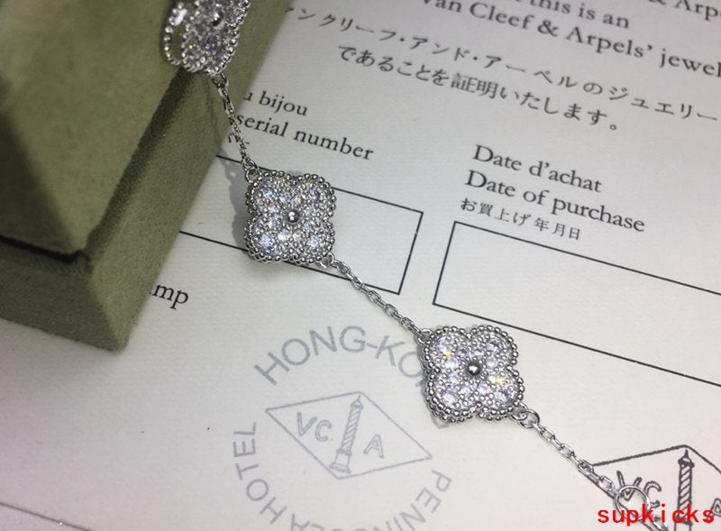 Van Cleef & Arples Jewelry