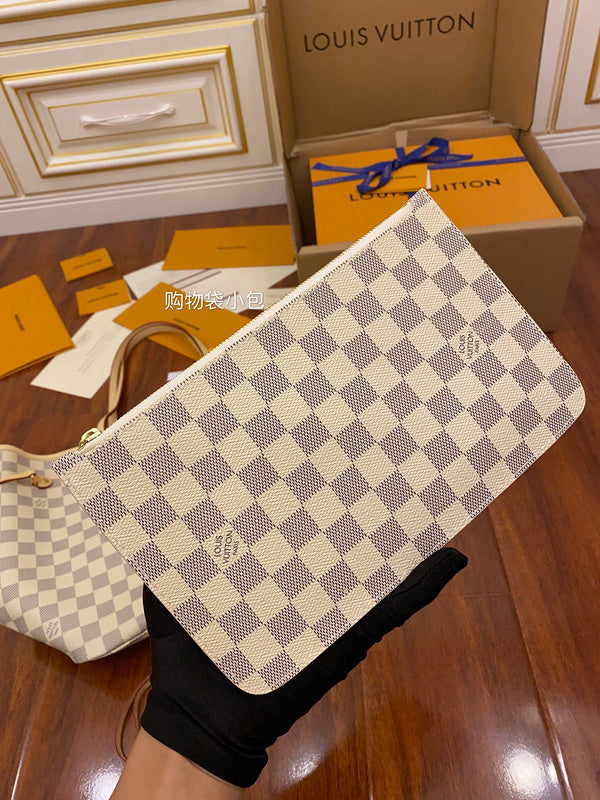 I W Fashion Lu-Vi bags - 17667