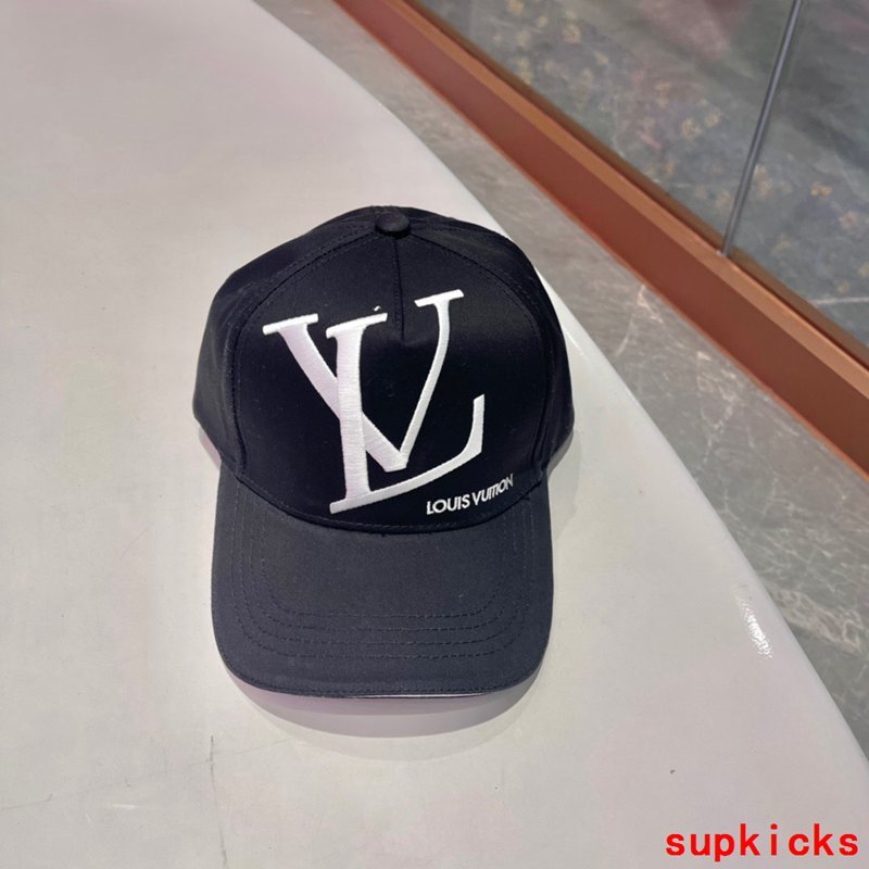 Louis Vuitton Luxury Cap