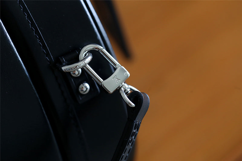 I W Fashion Lu-Vi bags - 8322