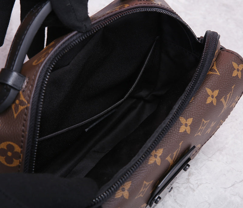 I W Fashion Lu-Vi bags - 17119