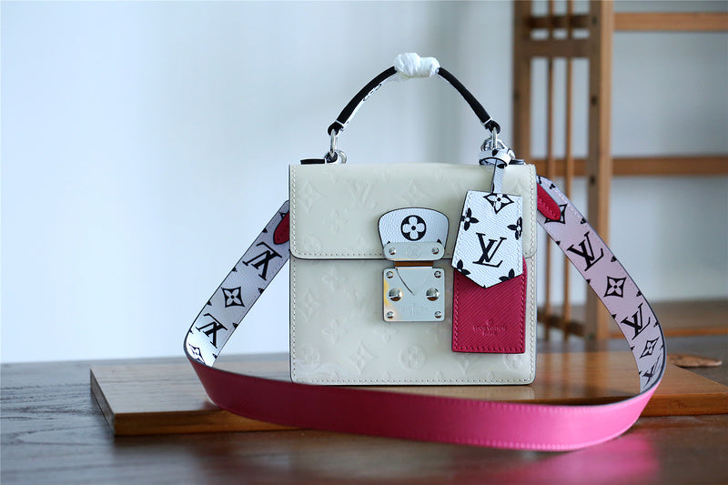 I W Fashion Lu-Vi bags - 8049