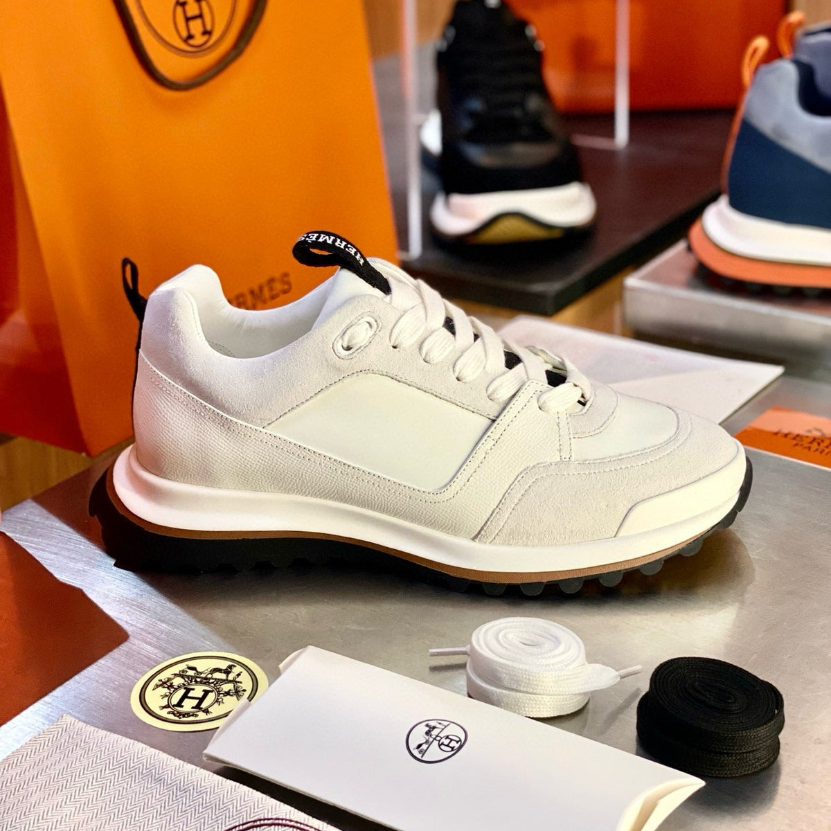 HERM LEADER SNEAKERS