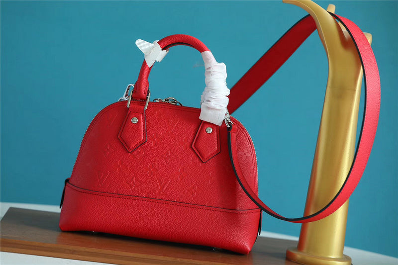 I W Fashion Lu-Vi bags - 8546