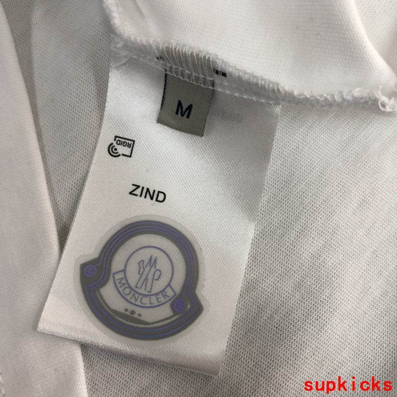 Moncler Luxury Cloth