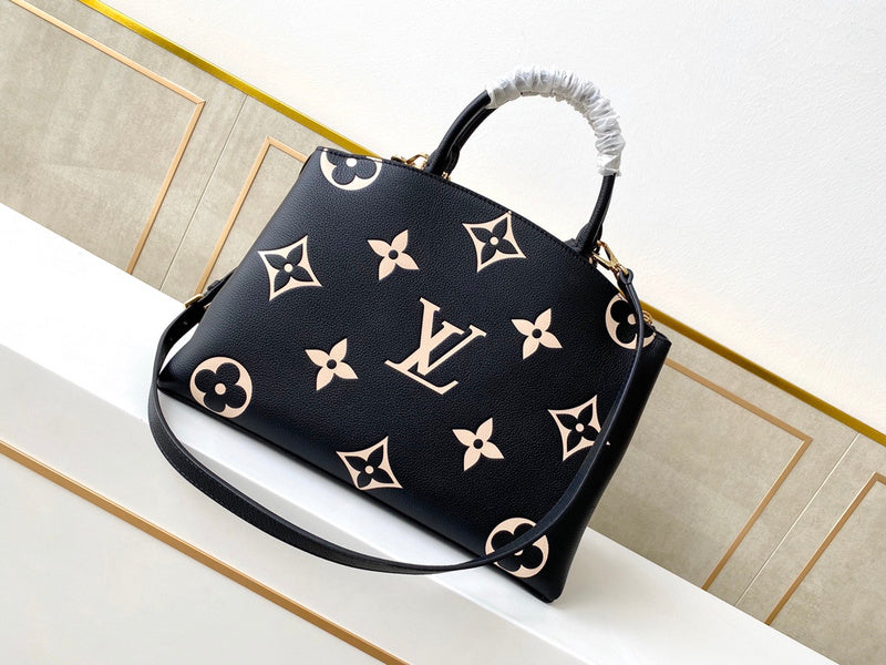 I W Fashion Lu-Vi bags - 17405