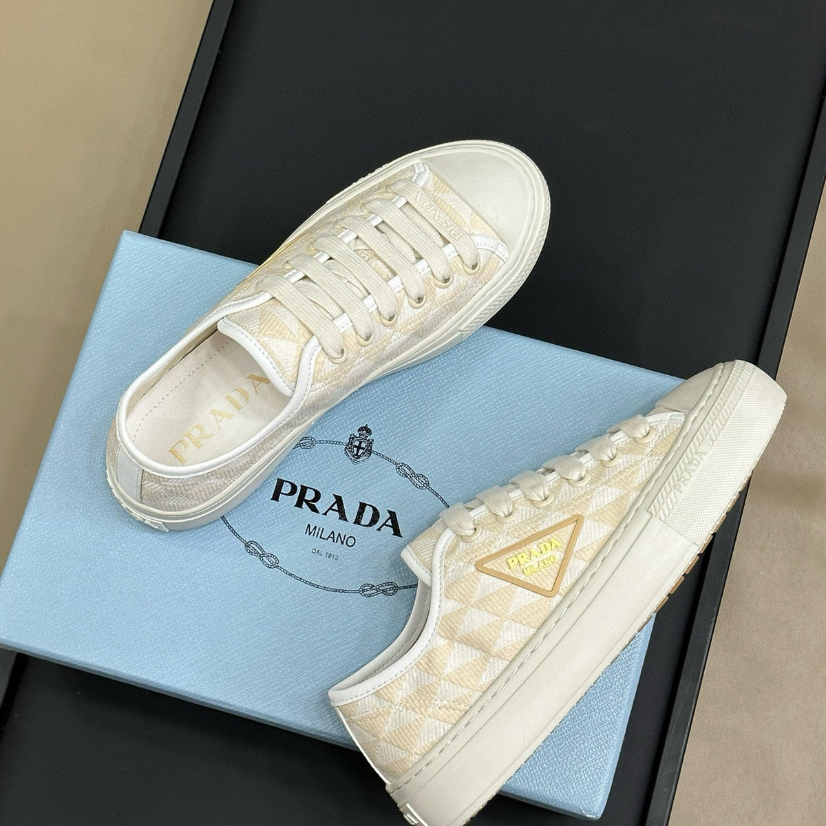 PD SNEAKERS