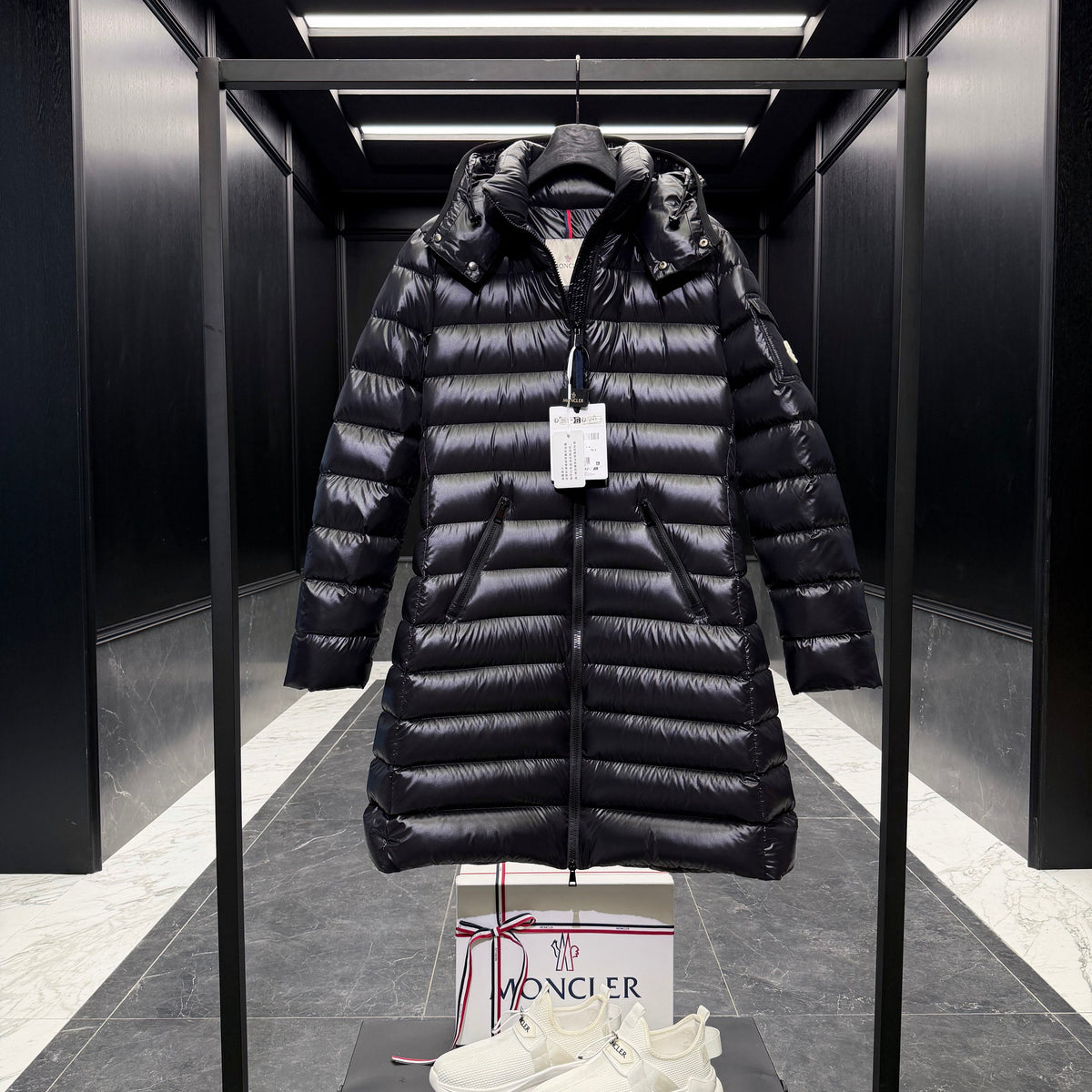 MONC MOKA COAT