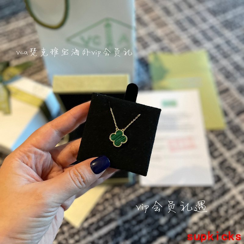 Van Cleef & Arples Jewelry