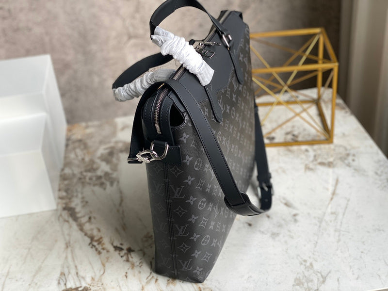 I W Fashion Lu-Vi bags - 17177