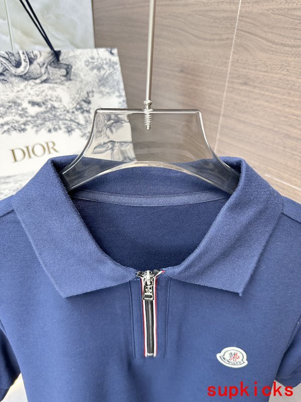 Moncler Luxury Cloth