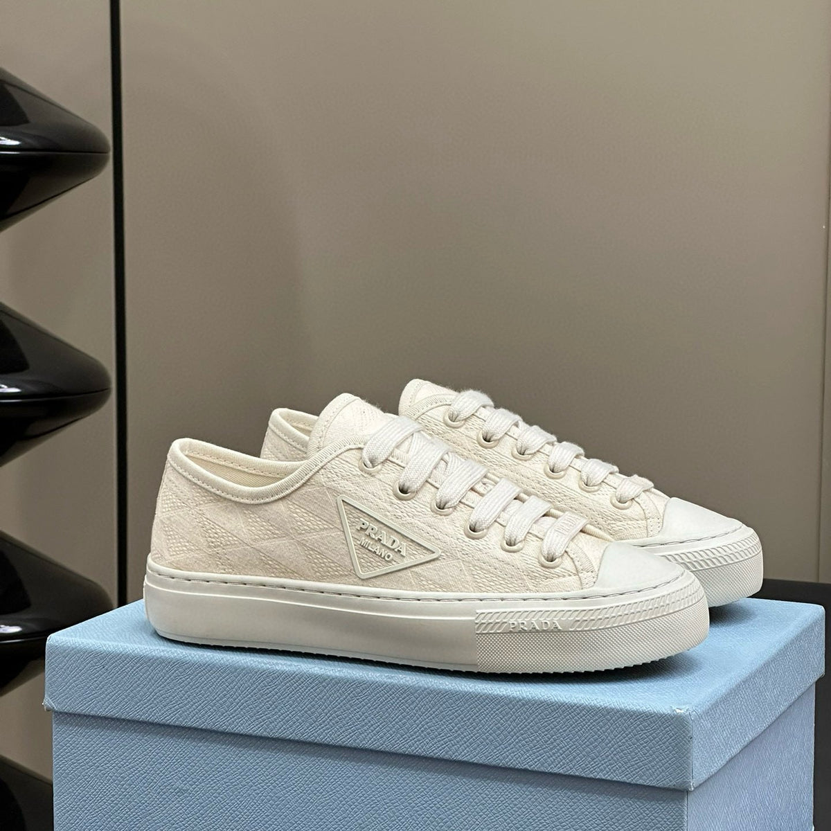 PD SNEAKERS