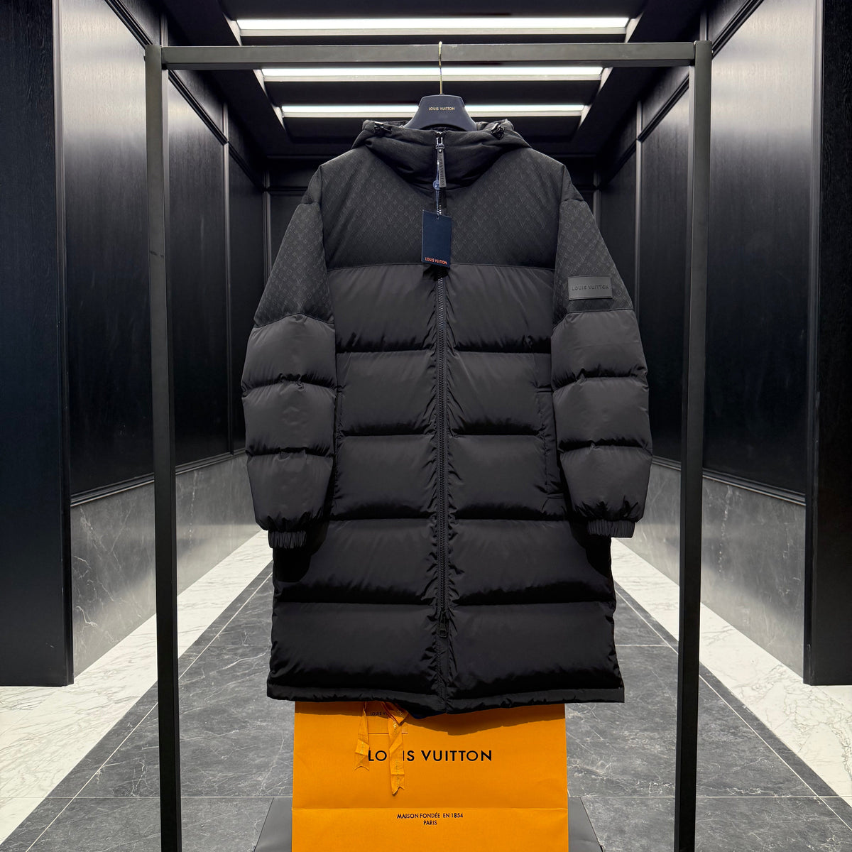 LOU COAT