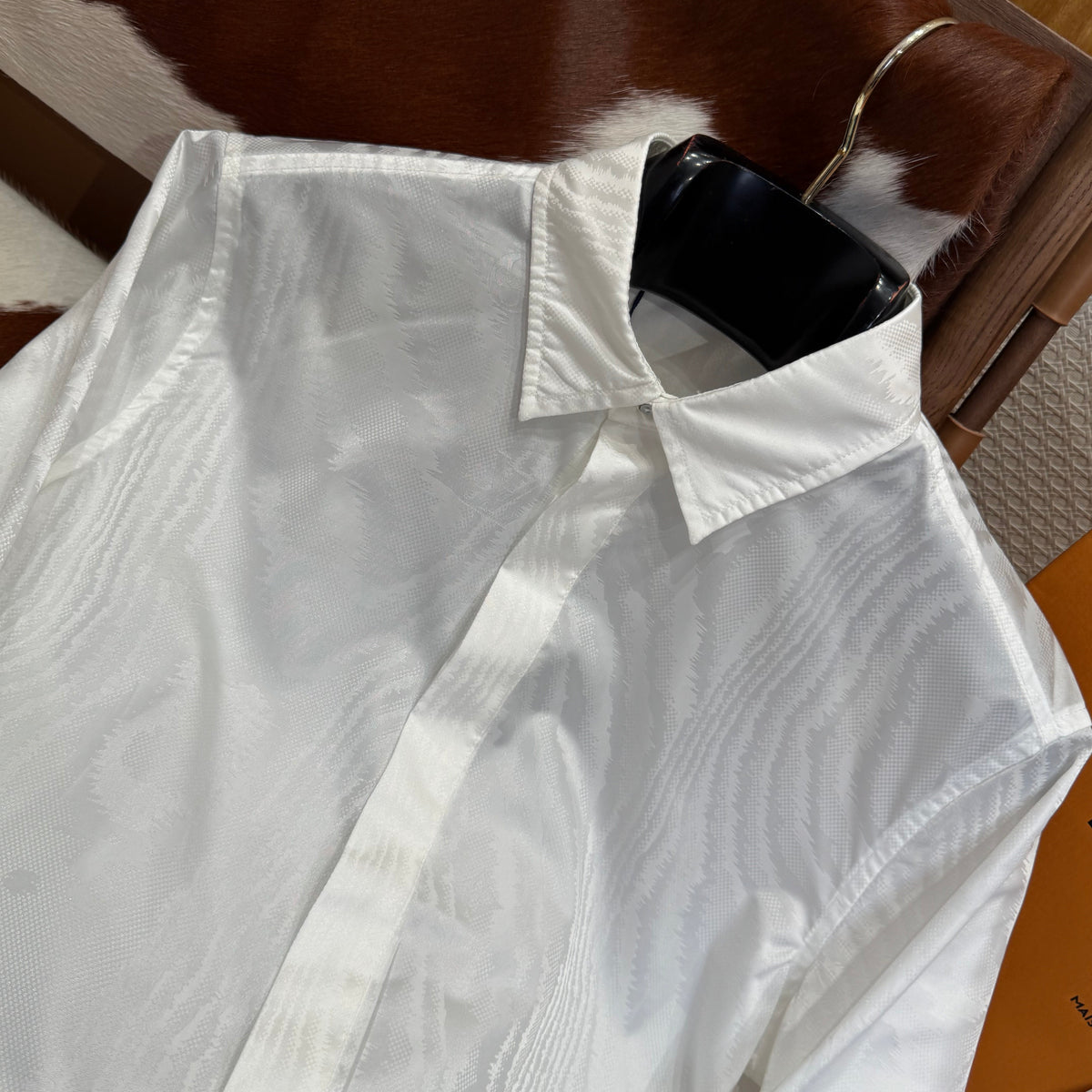 LOU SHIRT