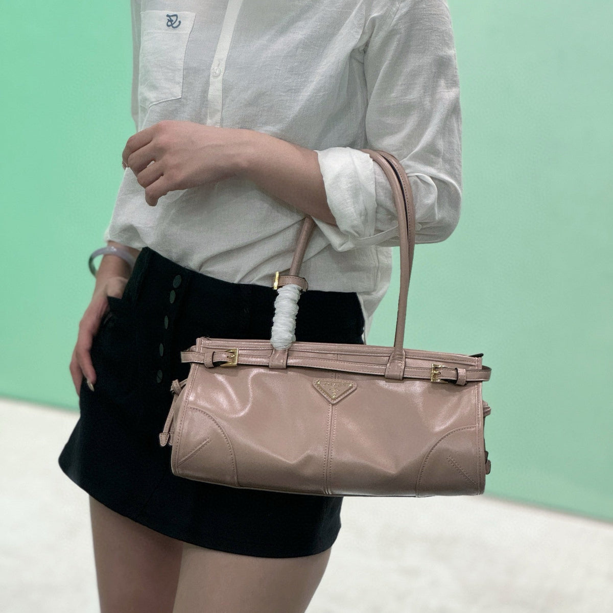 PD MEDIUM LEATHER HANDBAG