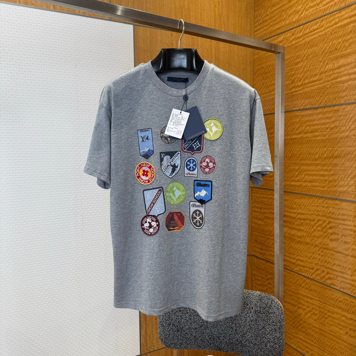 LOU T-SHIRT