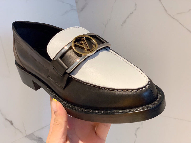 Louis Vuittion Luxury Shoes