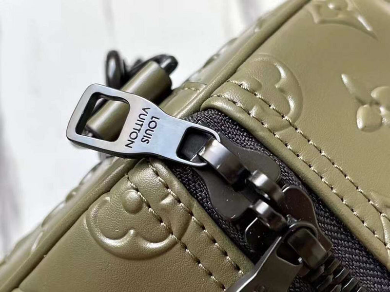 I W Fashion Lu-Vi bags - 17469