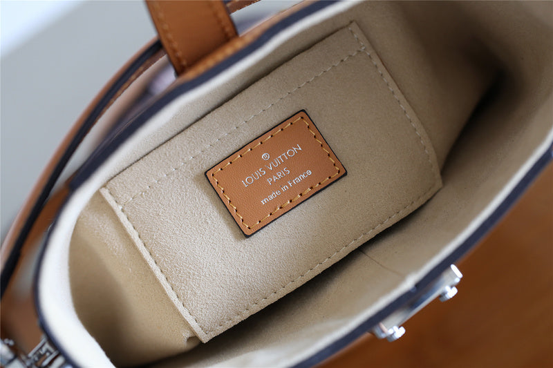 I W Fashion Lu-Vi bags - 8685