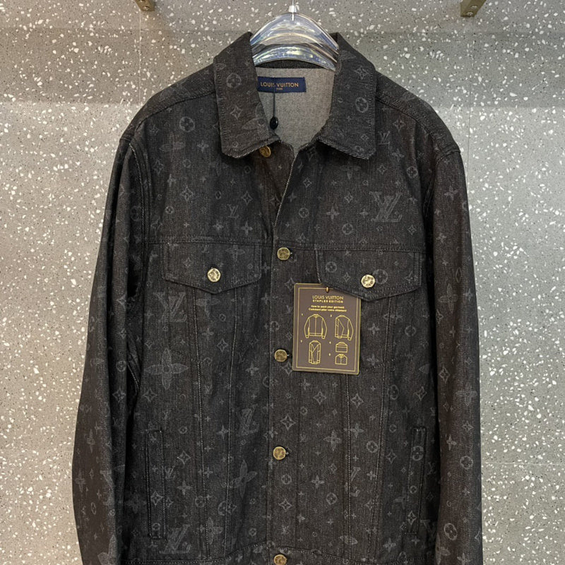 Louis Vuittion Luxury Clothes