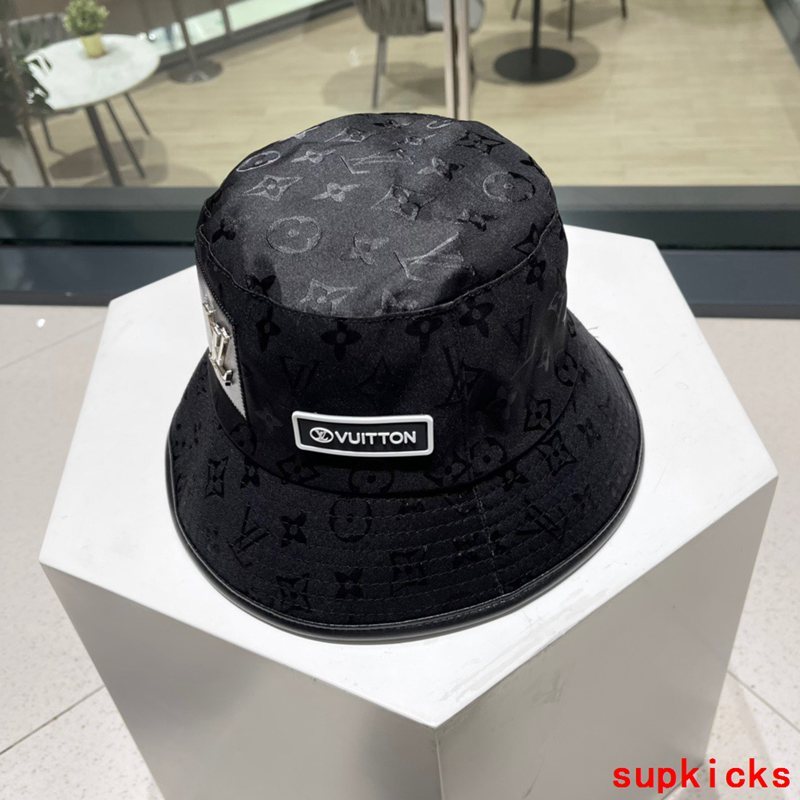 Louis Vuitton Luxury Cap