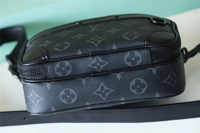 I W Fashion Lu-Vi bags - 9891