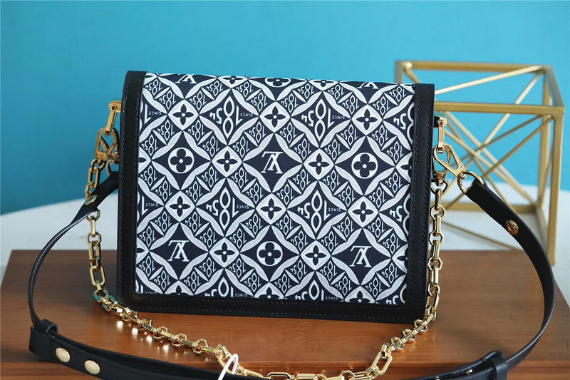 I W Fashion Lu-Vi bags - 8111